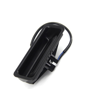 Interrupteur à bouton-poussoir/interrupteur de hayon pour BMW Série 5 E60 E61 E39 51248168035 - Product Image 1