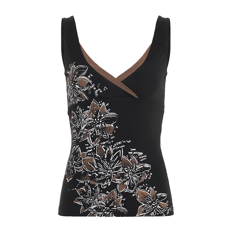 สีน้ำตาล