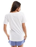 100% coton col en V femmes blanc t-shirt étiquette personnalisée Sexy dames pré-rétréci été doux T-shirt