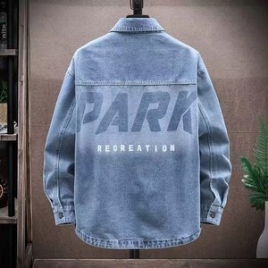 Camicie in denim da <span class=keywords><strong>uomo</strong></span> RNSHANGER primaverili blu <span class=keywords><strong>e</strong></span> nere, giacche in <span class=keywords><strong>jeans</strong></span> da <span class=keywords><strong>uomo</strong></span> con stampa, abbigliamento coreano da <span class=keywords><strong>uomo</strong></span>, camicie in denim larghe da <span class=keywords><strong>uomo</strong></span> - Product Image 3