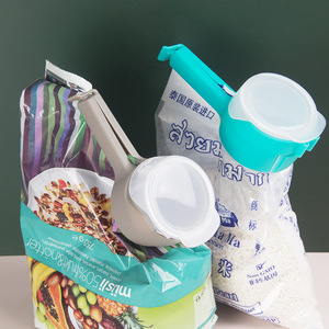Multi-purpose Food Bag Sealing Clip With Spout Reusable Moisture Proof Sealer Pour Storage Bag Snack Sealing Pour Clip <b>Kitchen</b> - Product Image 5