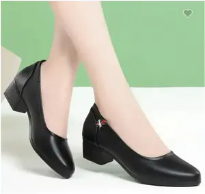 Удобная кожаная обувь для женщин, официальная модная обувь
