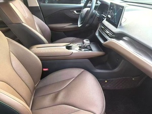 Hongqi E-QM5 Versión Base 2022, <span class=keywords><strong>4</strong></span> Asientos, Autonomía Eléctrica Pura de 431 km, Interior de Lujo - Product Image 4