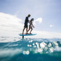 Kit complet de planche de surf électrique hydrofoil 8000W avec moteur sans balais et pont en fibre de carbone pour les sports nautiques d'aventure en plein air