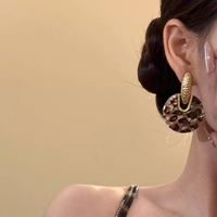 Boucles d'oreilles créoles métalliques tendance pour femme, motif léopard, en acétate, style vintage, bijoux d'oreille de haute qualité