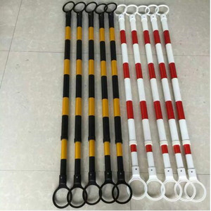 Poteaux télescopiques en caoutchouc Longda 2000 mm pour barrières de contrôle du trafic, séparateurs routiers, utilisation d'isolation - Product Image 2