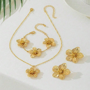 Conjunto de joyería de flores de moda de Europa y Estados Unidos, colgante de <span class=keywords><strong>estambre</strong></span> de oro caliente, collar, pulsera, pendientes, conjunto de 3 piezas - Product Image 5
