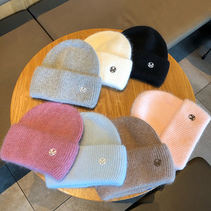 Gorro de Invierno Tejido al por Mayor, Estilo Sólido, Cálido, <span class=keywords><strong>con</strong></span> <span class=keywords><strong>Orejeras</strong></span>, Estilo Letra, <span class=keywords><strong>para</strong></span> Adultos, <span class=keywords><strong>para</strong></span> <span class=keywords><strong>el</strong></span> Frío - Product Image 1