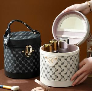 Trousse de Maquillage Grande Capacité Imperméable avec Nouveau Design Seau de Couleur Meladerma – Coffret Cosmétique Multifonctionnel pour la Vente en Gros - Product Image 2