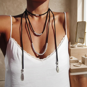 Trendy Brass Woven Geometric Pendant Beaded Triple Link Chain Necklace with Channel Set Gold Plated for Women UIONEN 1441 - Product Image 3