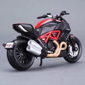 Offre spéciale Maisto <span class=keywords><strong>Ducati</strong></span> Devil Locomotive lourde 1:12 moulé sous pression <span class=keywords><strong>moto</strong></span> modèle de <span class=keywords><strong>moto</strong></span> en alliage de Simulation - Product Image 5
