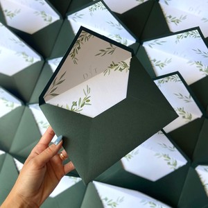 Sobres Personalizados con Forro para Invitaciones de Boda, Eventos, Sobres de Papel Verde Militar, Papelería para Fiestas de Matrimonio - Product Image 1