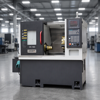 Tour CNC à tourelle avec banc incliné à 30 degrés et base en fonte HT300 pour petites pièces de manchon et barres de 45 mm LK-160