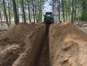 Trancheuse à chaîne montée sur tracteur, profondeur 1,5 mètre, largeur 25/40/50/60/80/150 cm, pour fermes, vergers et travaux <span class=keywords><strong>de</strong></span> construction - Product Image 3