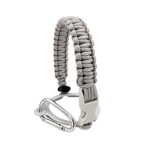 Paracord hijau tentara pegangan botol air gaya baru mulut lebar dengan karabiner tahan lama untuk berkemah luar ruangan dan mendaki - Product Image 4