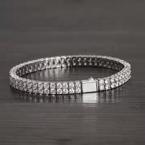 Bracelet cubain en diamant moissanite VVS de haute qualité avec plaqué or 18 carats, bijoux glacés pour hommes et femmes, à porter pour les fêtes ou à offrir en cadeau - Product Image 1