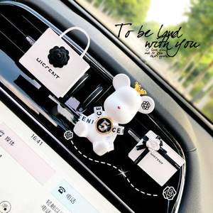 Modern Solid Violent Bear Car Air Freshener Perfume Air <strong>Vent</strong> Decoration <strong>Diffuser</strong> Interior Accessories for Women's Car Fragrance - Product Image 3