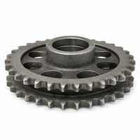 Pignon de chaîne à rouleaux double avec structure de moyeu pour équipement de manutention