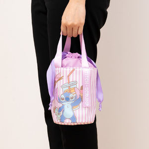 Bouteille d'eau isolée de grande capacité avec fermeture à cordon de serrage sac fourre-tout et manchon de tasse pour les activités de plein air vente en gros - Product Image 5