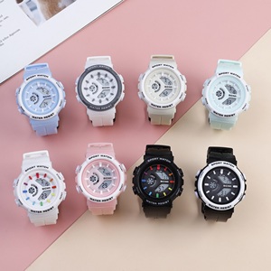 Relojes Deportivos Digitales Inteligentes para Niños, Sumergibles hasta 30 Metros, con Luces LED, Alarma, Cronógrafo, para Uso en Exteriores, para Niños y Niñas - Product Image 3