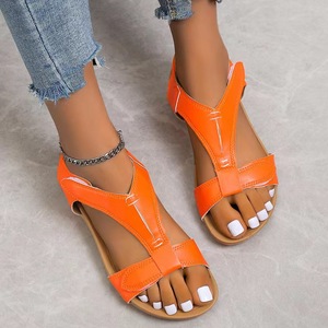 Sandales plates d'été pour femmes du comté de Dehua, nouvelle collection, style plateforme, grande taille 43, chaussures de plage en PU avec fermeture Velcro - Product Image 5