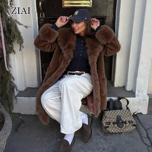 Nuovo <span class=keywords><strong>Cappotto</strong></span> in <span class=keywords><strong>Pelliccia</strong></span> da <span class=keywords><strong>Donna</strong></span> alla Moda Invernale Lungo e Caldo in Shearling di Alta Qualità - Product Image 4