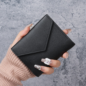 Petit sac à main en cuir avec logo personnalisé, porte-monnaie pliable pour femmes avec carte bancaire et carte d'identité - Product Image 4