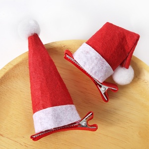 Mini-chapeaux <span class=keywords><strong>de</strong></span> Père Noël en plastique 3D mignons, pinces à cheveux, 2 styles, pinces crocodiles pour cadeaux <span class=keywords><strong>de</strong></span> fête pour enfants - Product Image 1