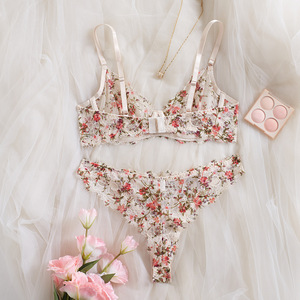 Completo Set Lingerie Sexy con <span class=keywords><strong>Reggiseno</strong></span> <span class=keywords><strong>Push</strong></span>-<span class=keywords><strong>up</strong></span> Comodo e Pizzo Floreale Intagliato, con Bordo in Pizzo Ciglia - Offerta Speciale Fabbrica - Product Image 5
