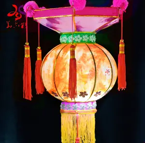 2023伝統的な中国の生地の宮殿のランタン屋内の屋外の装飾のための中国のシルク布の宮殿のランタン