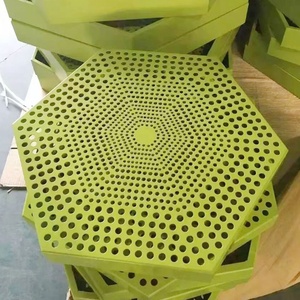 Láminas <span class=keywords><strong>de</strong></span> aluminio perforadas poligonales para decoración <span class=keywords><strong>de</strong></span> cafeterías, paneles <span class=keywords><strong>de</strong></span> techo <span class=keywords><strong>de</strong></span> aluminio poroso personalizados. - Product Image 2