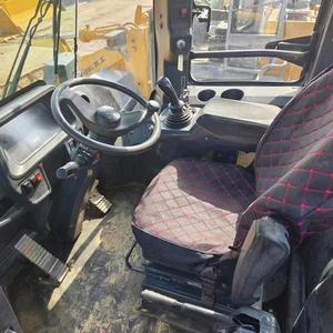 Cargadora de Ruedas Usada 856 de 5 Toneladas, Motor Cummins de Alto Rendimiento, Bomba Denison, 60KW de Potencia, Maquinaria de Segunda Mano 90% Nueva - Product Image 5