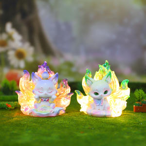 Caja Sorpresa al por Mayor de la Mitológica Zorra de Nueve Colas, Figura de Zorra Espiritual Luminosa de la Buena Suerte, Luz Nocturna y Adorno de Escritorio - Product Image 1