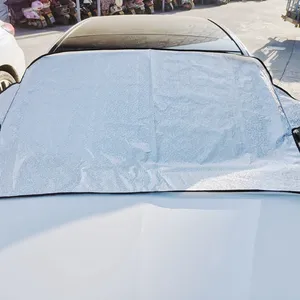 Venta caliente evitar la nieve medio cubierta del coche de anticongelante de la película de aluminio cubierta del coche