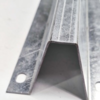 Barre de renforcement profilée 0,9 mm pour quincaillerie de porte de garage, pour portes sectionnelles industrielles et résidentielles