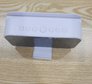 Haut-parleur Bluetooth avec affichage de l'heure et de la température, radio FM, carte TF, miroir LED, réveil - Product Image 4