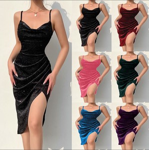 Abiti da Donna Taglie Forti, Sexy Mini Abito in Velluto con Schiena Scoperta, Tinta Unita, Glitterato, con Spacco e <span class=keywords><strong>Spalline</strong></span> Arricciate - Product Image 1
