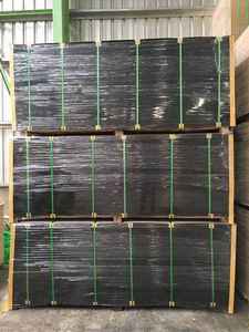Contreplaqué filmé noir de 18 mm de qualité supérieure, 4x8 pieds, pour la construction, le plus vendu du Vietnam - Product Image 5