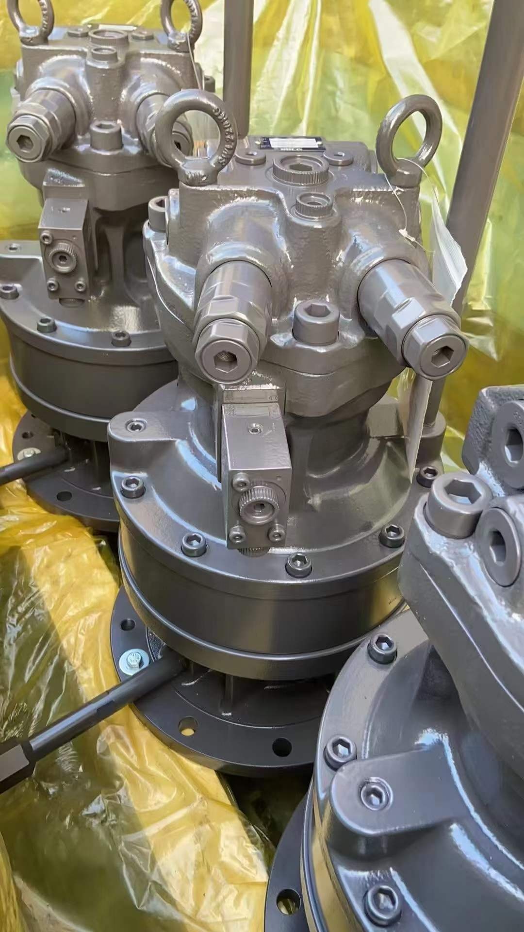 EC140D EC140E EC120D Slewing Motor VOE14673318 for Volvo