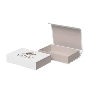 高品质批发绿色礼品盒磁性包装盒无最小起订量环境纸盒定制Logo印刷