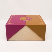 Boîtes cadeaux rigides en carton ondulé avec laminage mat personnalisé, impression en relief, matériaux recyclés, emballage alimentaire