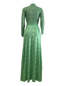 ชุดเซ็ตแฟชั่น 2 ชิ้น เสื้อแขนยาวตาข่ายสไตล์ใหม่สำหรับผู้หญิง พร้อมกระโปรงยาวทรงเข้ารูปจับจีบและลายพิมพ์ตัวอักษร - Product Image 6