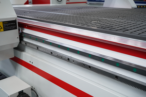 Jinan 3-Axis Woodworking <span class=keywords><strong>Machine</strong></span> 1300*2500mm escultura em madeira acrílico Frame espuma corte <span class=keywords><strong>Cnc</strong></span> <span class=keywords><strong>Router</strong></span> máquina à venda - Product Image 5