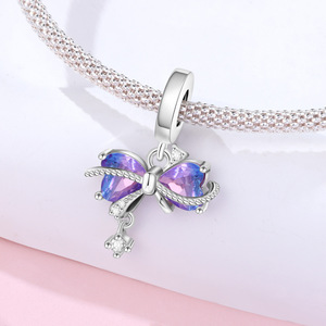 Este colgante con forma de corazón de diseño único es adecuado tanto para hombres como para mujeres (accesorio DIY, regalo creativo) - Product Image 2