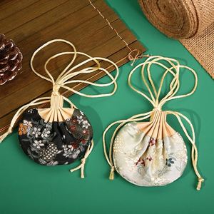 Bolsita de Yute Brocado Personalizada con Cordón, para Regalo, con Logotipo Personalizado, 10*18cm, Ideal para el Festival del Bote del Dragón o como Colgante para Coche de Estilo Antiguo - Product Image 5