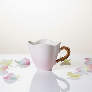 Tazza da Tè in Ceramica e Seta di Bambù Fatta a Mano con Smalto Soda - Mini Tazza da Tè per Casa, Set da Tè - Product Image 1