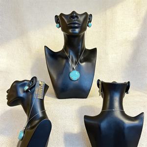 Conjunto de Collar Unisex de Plata con Perlas de Agua Dulce y Amatista, Hecho a Mano en Adís Abeba - Product Image 6