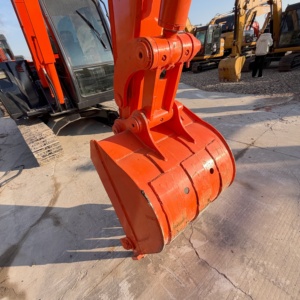 حفارة هيتاشي 60 يابانية مستعملة أصلية صنع في اليابان، آلة حفر زاحفة مستعملة طراز ZX60 - Product Image 6