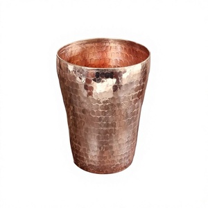 Vaso de Vidrio HASAN CRAFT con Diseño Floral, Acabado Pulido, Estilo Vintage, Apto para Lavavajillas, Ligero y Portátil - Product Image 1