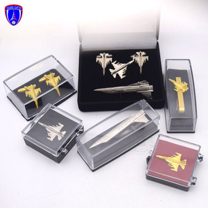 Juego de <span class=keywords><strong>Etiqueta</strong></span> de Negocios de Alta Gama Personalizado con Corbatas de Clip para Avión, Insignia, Gemelos y Empaque en Caja de Terciopelo - Product Image 3